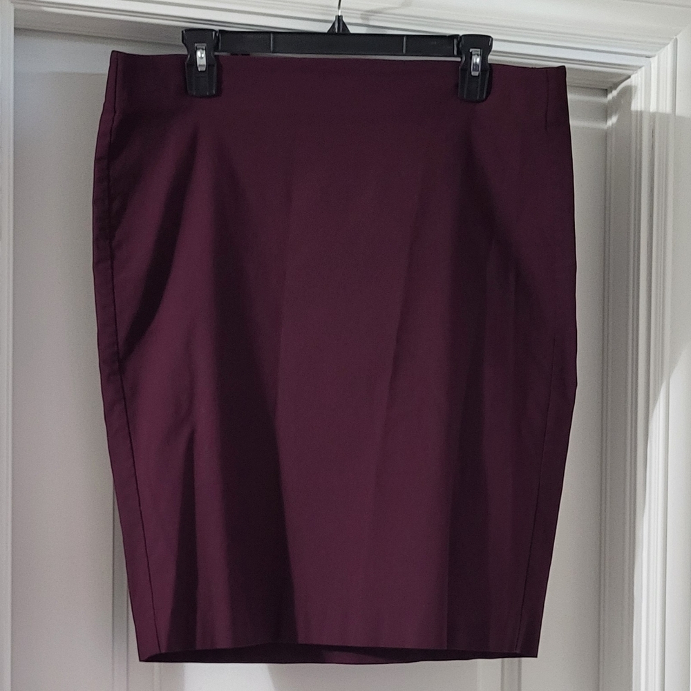 Elle Deep Purple Pencil Skirt